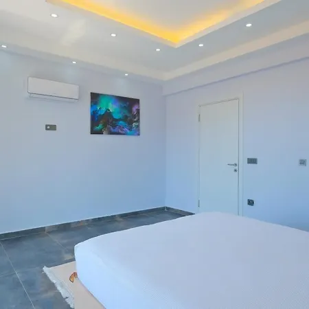 Lotus Yesiluezuemlue Villa *